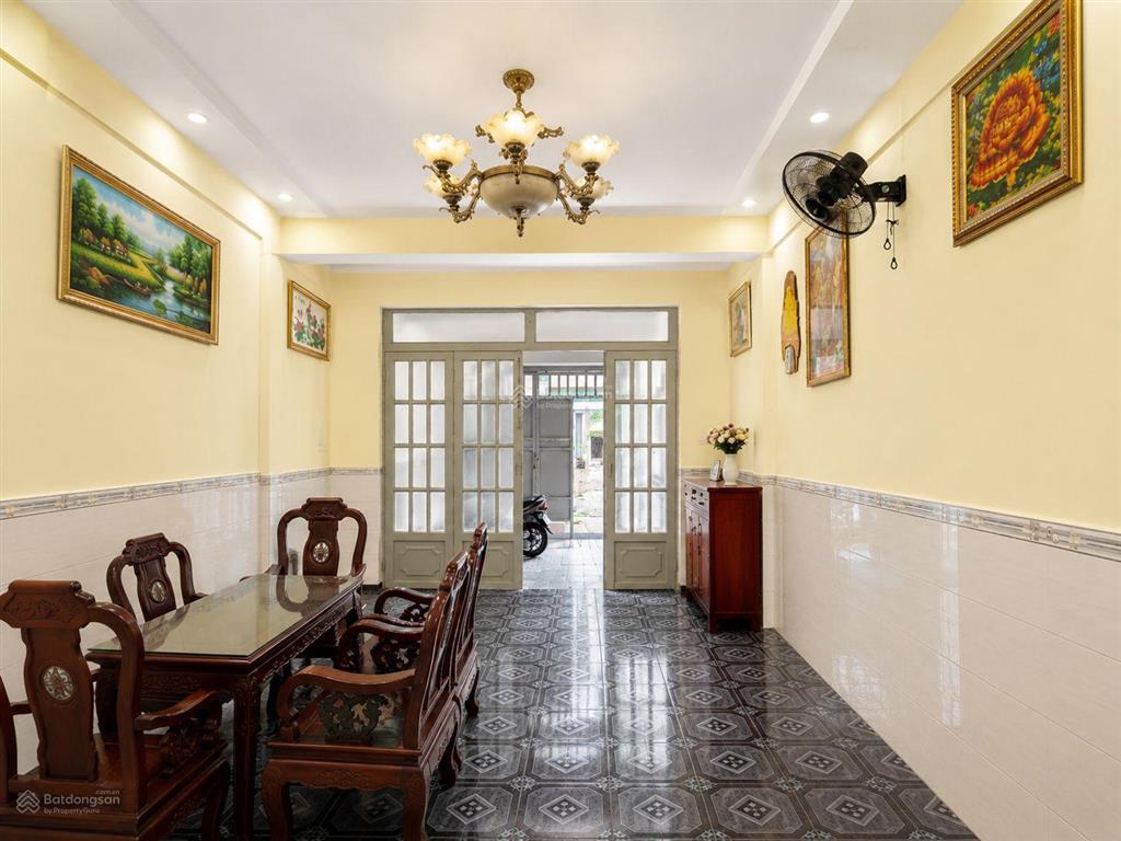 2 xe hơi né nhau gần aeon sơn kỳ sẵn nguồn thu 25tr. (420) nhà 95m2, 1 trệt 1 lầu, 3pn