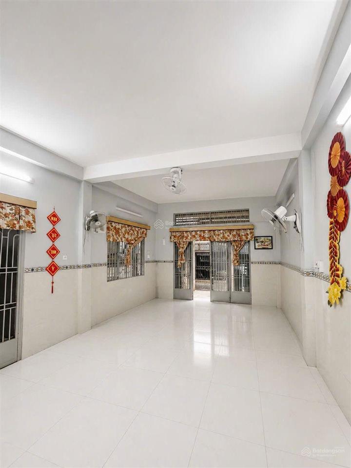 Nhà 2 tầng hẻm xe hơi gần công viên lê thị riêng, 5x15, 7,99 tỷ.