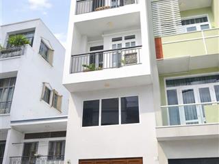 Chỉ 8,9 tỷ có ngay nguồn thu gần 100tr mỗi tháng với 9 phòng cho thuê và mb kinh doanh