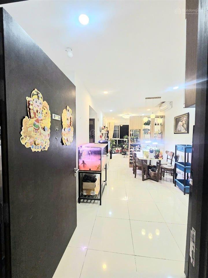 Chính chủ gửi bán căn hộ ruby block e tầng 4 celadon city diện tích 70m2, 2 phòng ngủ 2wc