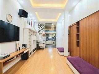 Gần chợ tb  hẻm xe hơi thông  4x14  đúc 3 lầu (mỗi lầu đều có lửng) 4pn khép kín  hoàn công đủ
