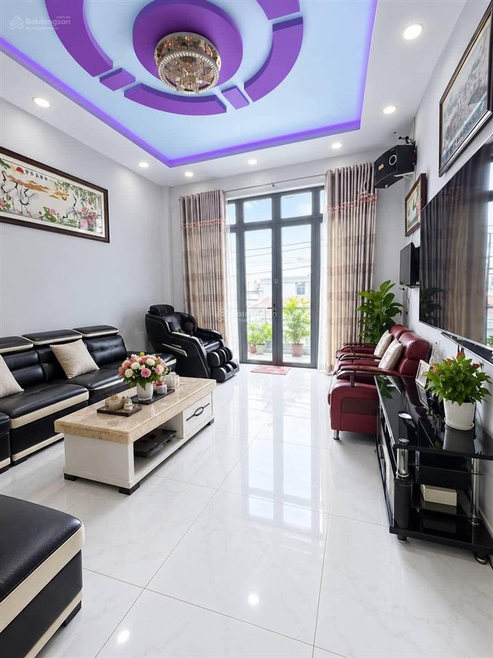 Ngã tư lạc long quân âu cơ, 5 tầng mà chỉ nhích 9.999 tỷ xem chậm là tiếc!