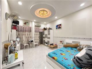 Giảm mạnh còn 7,99 tỷ, nhà 4 tầng btct, dân trí cao tầng, hẻm 12m thông