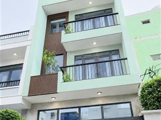 Đh công thương  hẻm thông  xe 7 chỗ quay đầu  5*11m*5 tầng  4pn khép kín ~100tr/m2