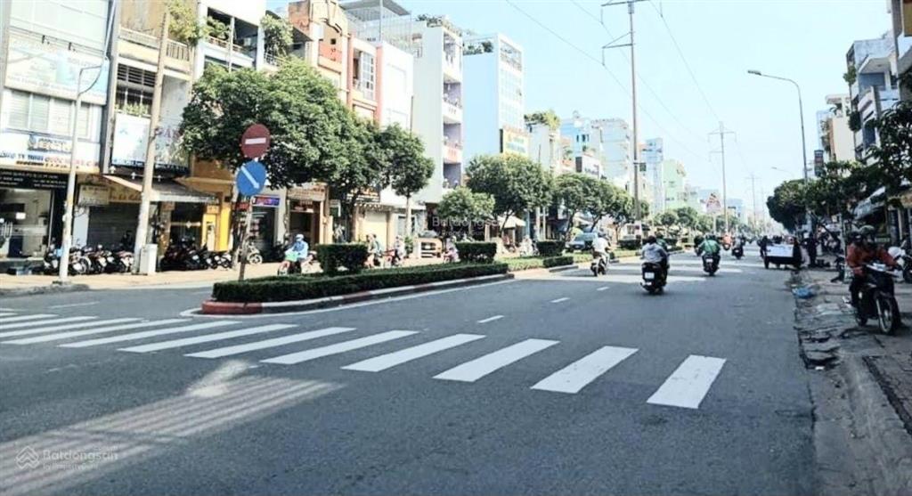 Mặt tiền đẹp đã hiếm 160m2 chưa qua đầu tư, còn nguyên dư địa để tạo nên một tài sản xứng tầm