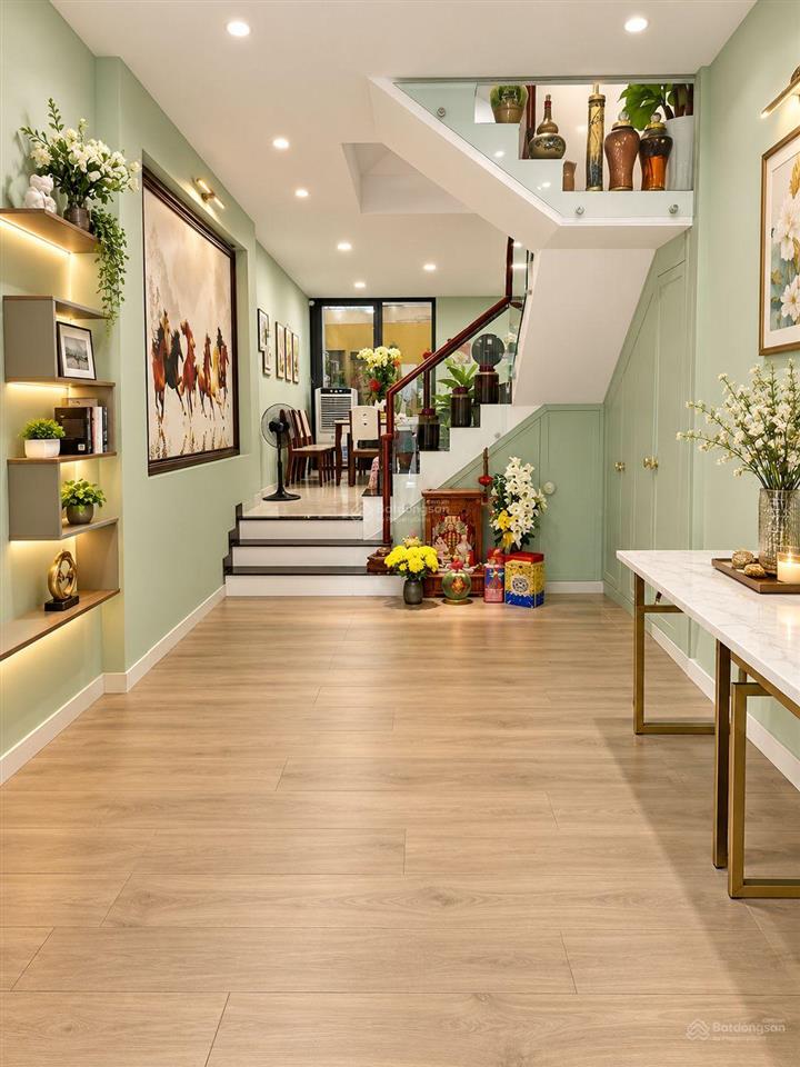 Một căn nhà đẹp không nhất thiết phải phô trương, chỉ cần đúng vị trí và đúng giá trị