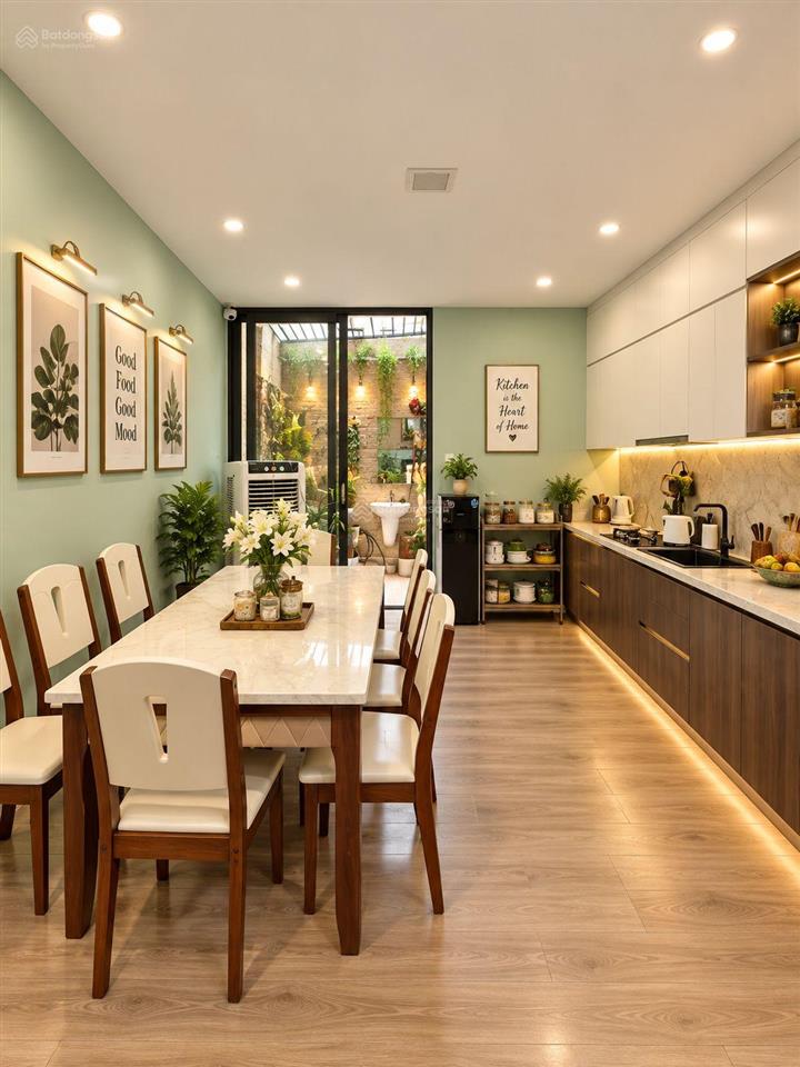 Một căn nhà đẹp không nhất thiết phải phô trương, chỉ cần đúng vị trí và đúng giá trị