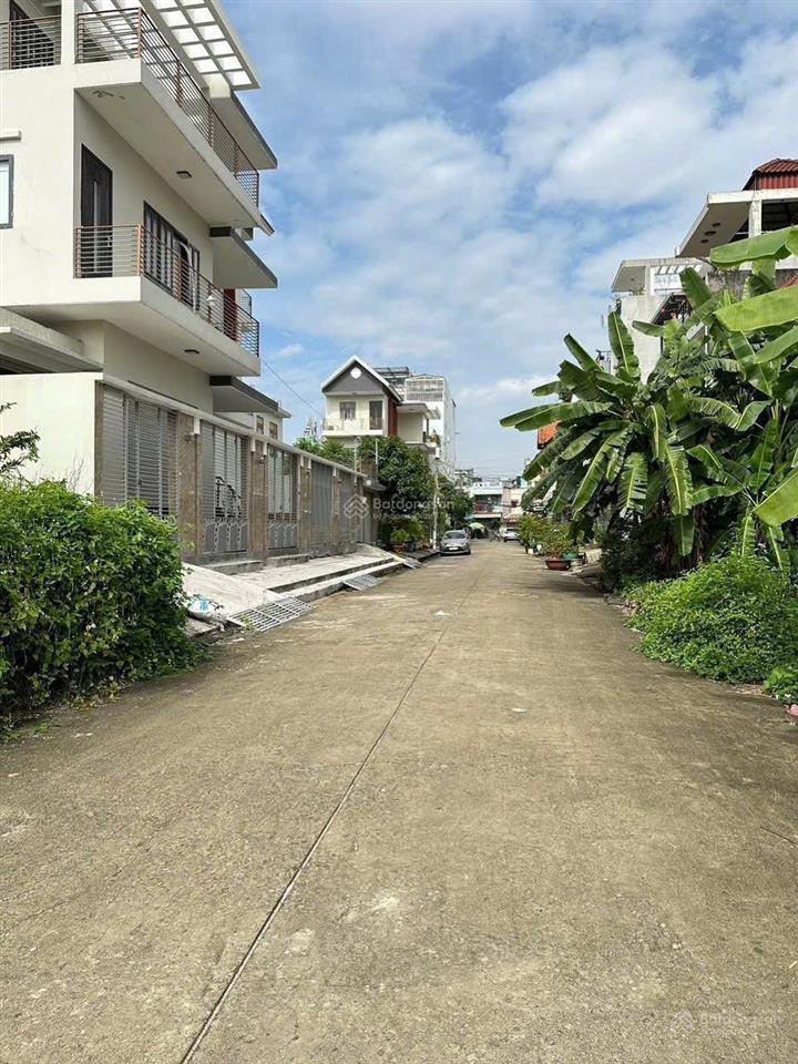 Cực hiếm có 30tr/m2  đất thổ cư hết  hẻm xe hơi  cách 50m ra lê văn lương  nhà bè nhỉnh 5 tỷ