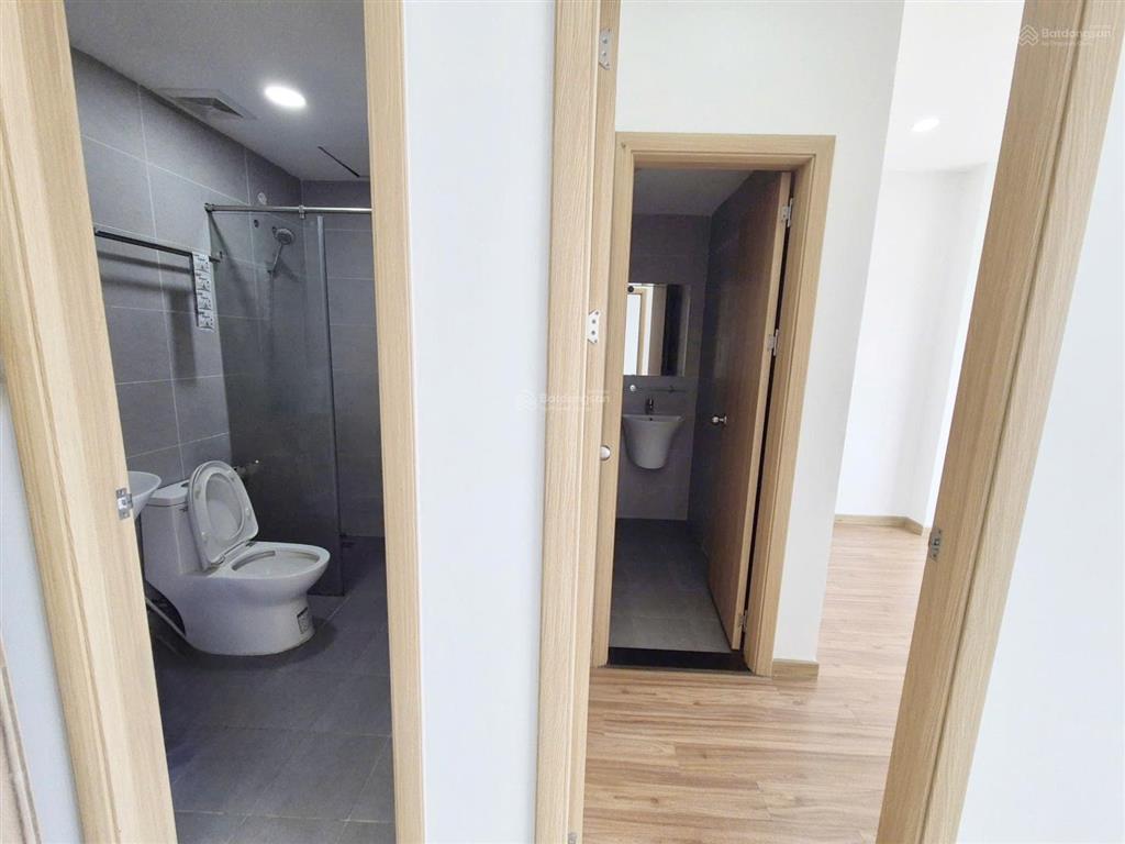 Chính chủ bán căn hộ bcons bee 2pn đang cho thuê giá 5.5tr/tháng sổ hồng đầy đủ