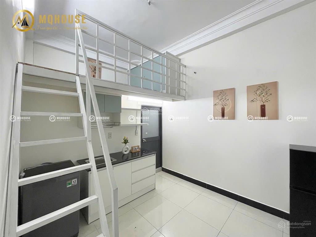 Phòng 35m² full nội thất cộng hoà khu e town trống sẵn ở liền. không thu phí