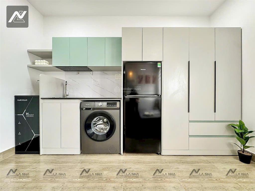 Phòng 50m2 full nội thất ban công trương công định tân bình