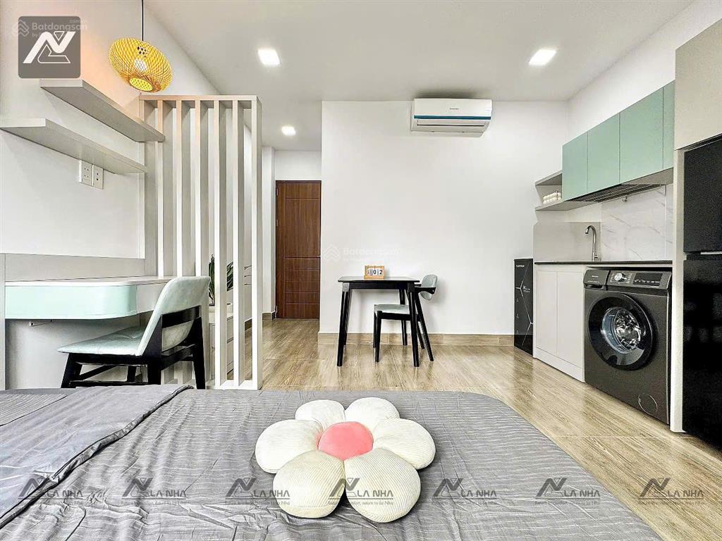 Phòng 50m2 full nội thất ban công trương công định tân bình