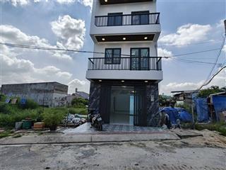BÁN NHÀ ĐẸP LÊ VĂN KHƯƠNG – GARA Ô TÔ TRONG NHÀ – GIÁ NHỈNH 6 TỶ