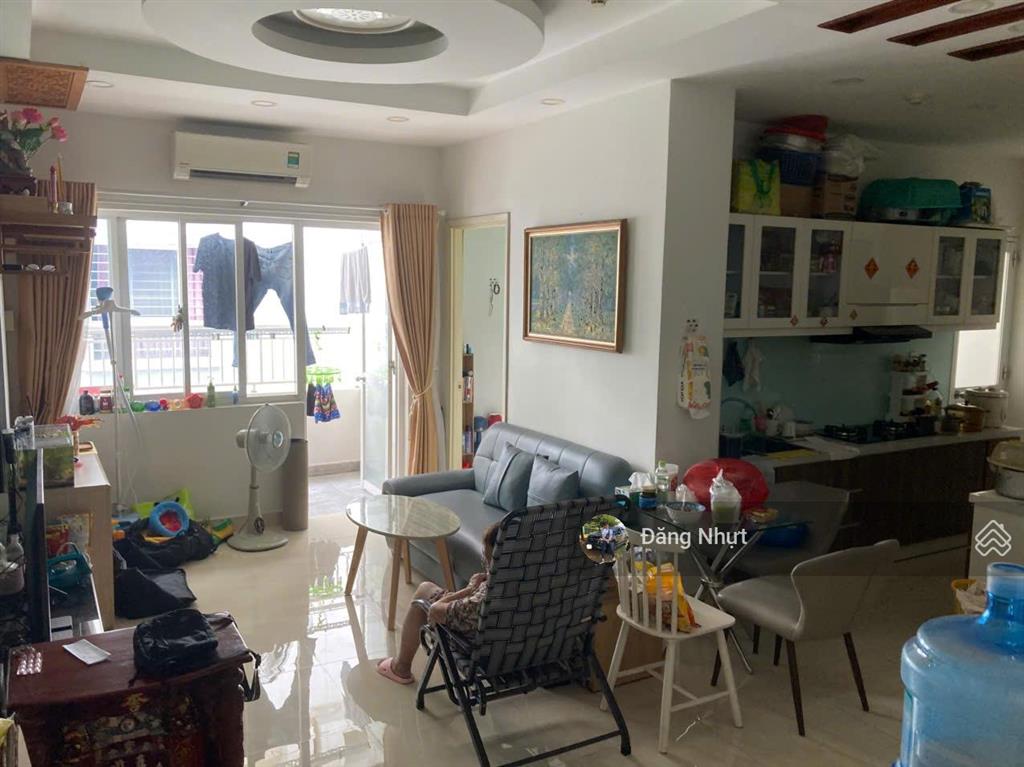 Bán căn hộ q5 thang máy  đường nguyễn chí thanh, p. 9, sổ hồng đầy đủ  lầu cao view thoáng mát