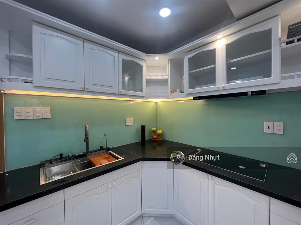 Bán căn hộ 2pn chung cư miếu nổi view bờ kè lầu cao thoáng mát, p3, bình thạnh  sổ hồng đầy đủ