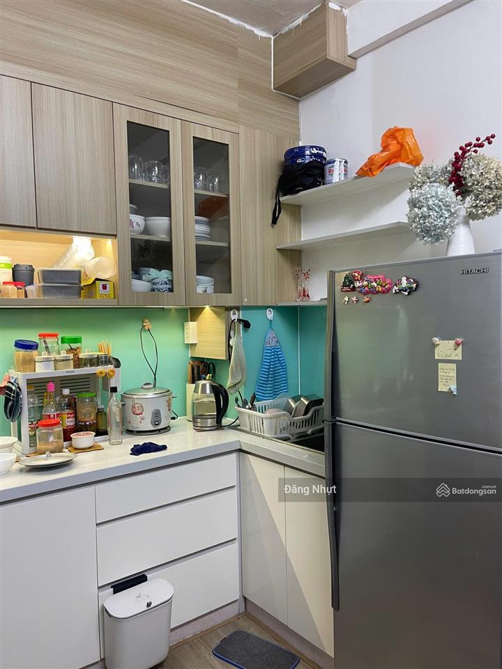 Giảm 300 tr  bán căn hộ trần quốc thảo view bờ kè mát mẻ, full nội thất mới, vào ở ngay