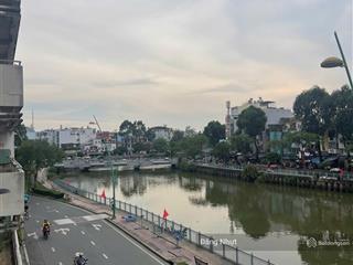 Giảm 300 tr  bán căn hộ trần quốc thảo view bờ kè mát mẻ, full nội thất mới, vào ở ngay