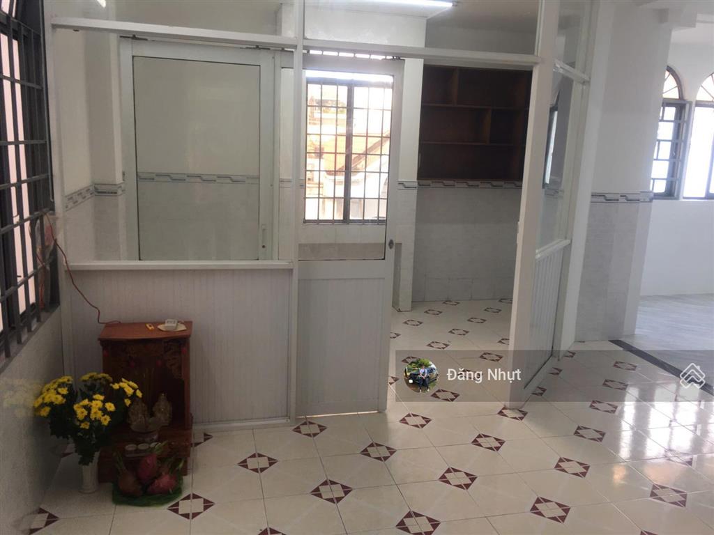 Cho thuê căn hộ chung cư c3 đường tân vĩnh p. 6 q. 4  vị trí trung tâm, tiện di chuyển các quận
