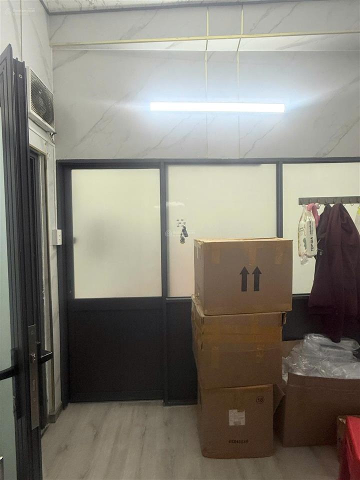 Gấp gấp nhỉnh 2 tỷ !!! bán căn hộ chung cư đường bình thới q11  sổ hồng riêng
