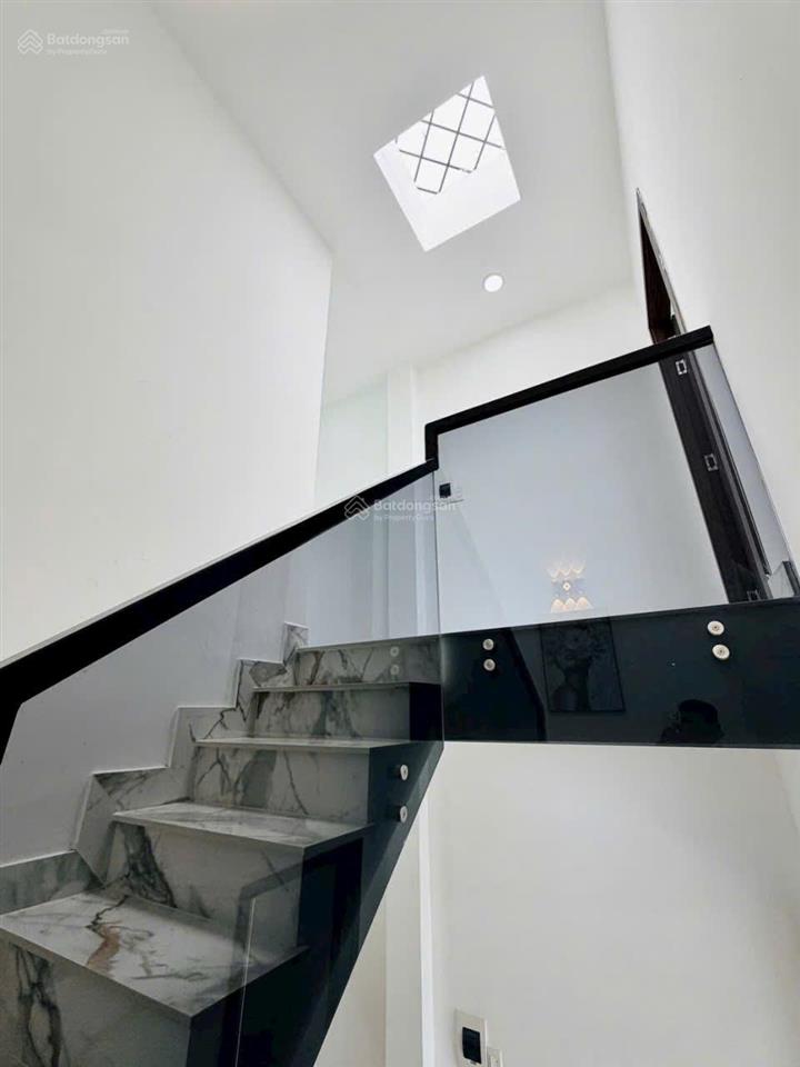 Siêu phẩm 50m2 hẻm xe hơi 5m đường phan huy ích, p.12, gò vấp  sổ vuông vức  giá 6,5 tỷ (tl)