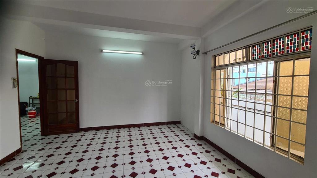 Cần bán cc căn góc tân vĩnh, q4  sổ hồng riêng, diện tích lớn 93m2