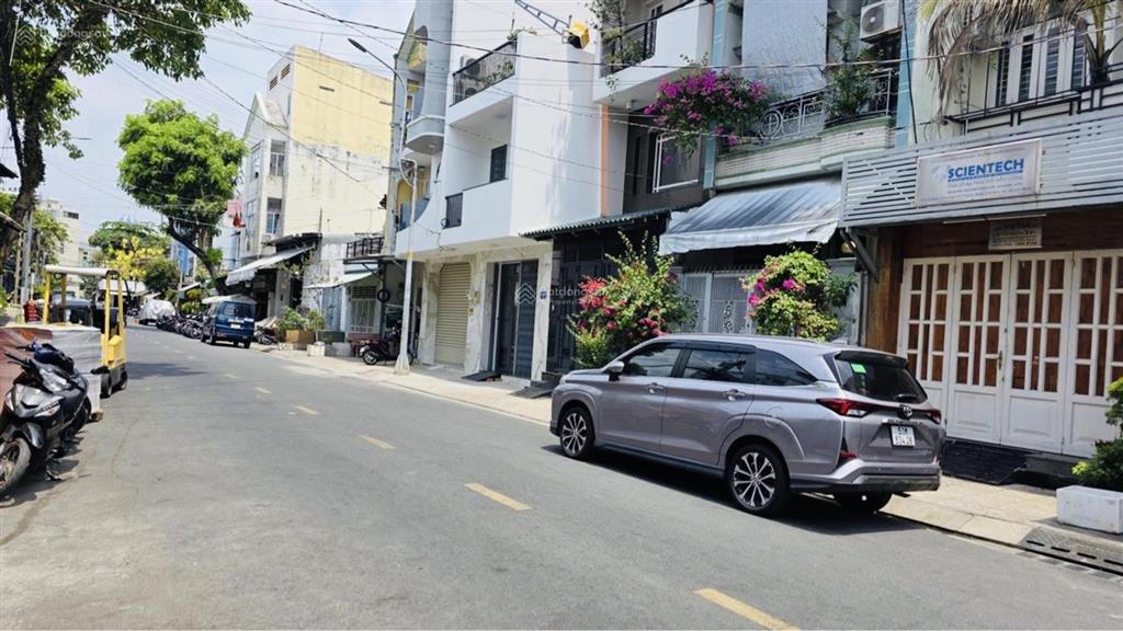 Mặt tiền kinh doanh khu họ lê tân phú 5 tầng  ngang 4 dài 18,5m5pn  6wc  hơn 10 tỷ