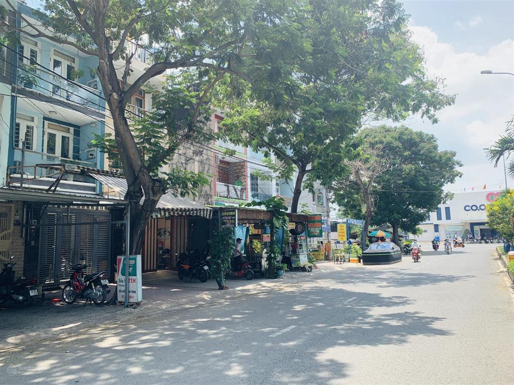 Bán rẻ nền đất kdc vĩnh lộc b, mặt tiền đường 30m, 4x16m, sổ hồng riêng, full thổ cư
