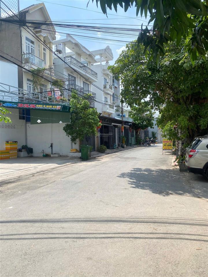 Bán nhà rẻ 243 đường lk 45, bình hưng hoà b, bình tân, 98.9m2, 1t 2l+tum, sổ hồng sang tên ngay