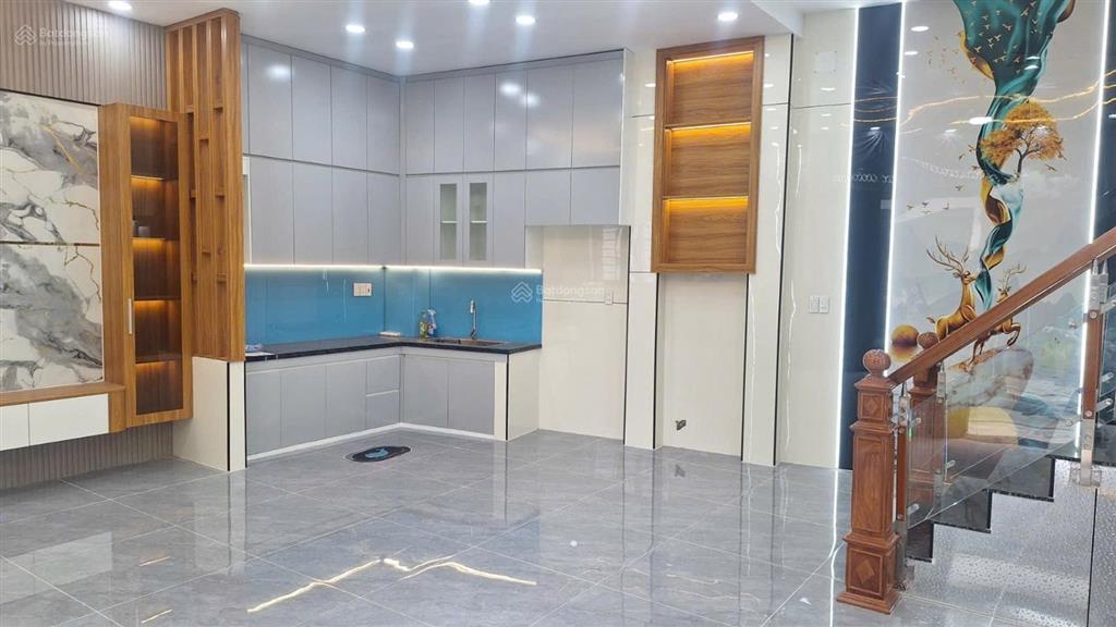 Bán nhà liên khu 45 bình hưng hòa b bình tân, ngang khủng 7.9m, 1 trệt 2 lầu + tum, sổ riêng sẵn