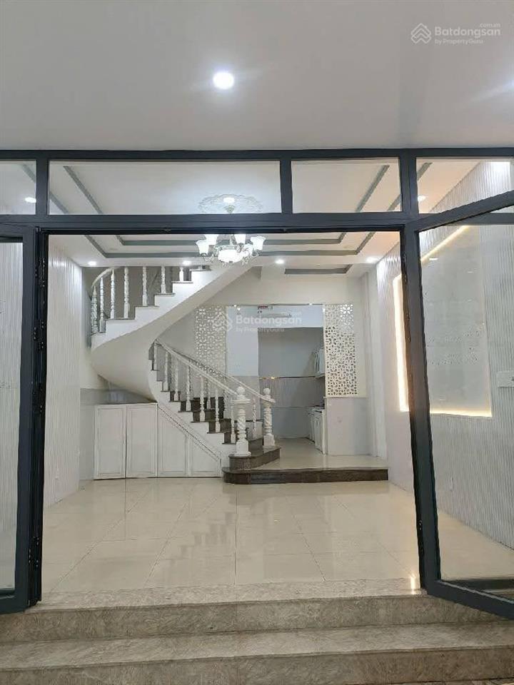 5m*16m 4 tầng hẻm kinh doanh thông chỉ 9 tỷ gần cv làng hoa