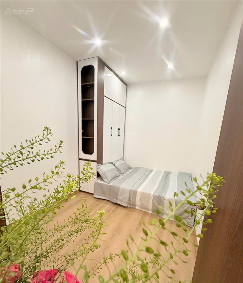 Chính chủ bán gấp chcc hoàng đạo thúy 60m2 (3pn+1wc) giá siêu rẻ  full nội thất tầng 8 giá 5,x tỷ