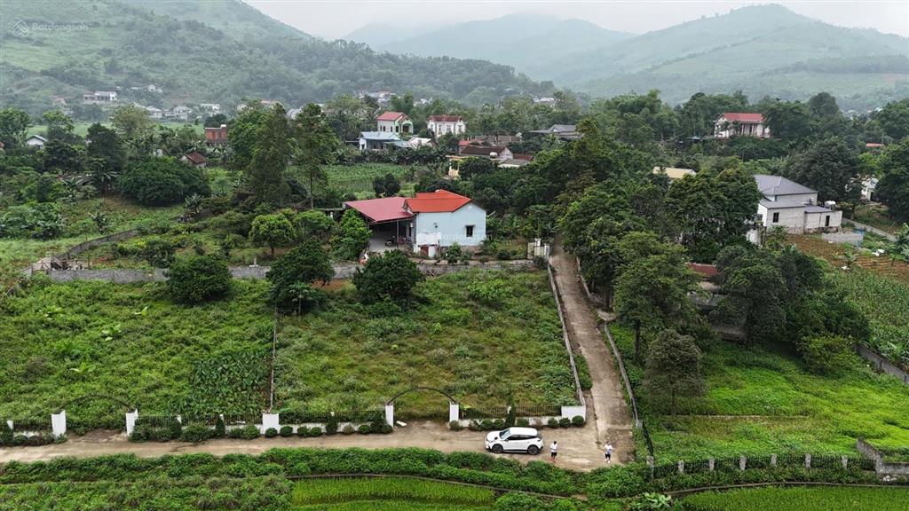 1000m đất view núi không gian nghỉ dưỡng cuối tuần tại lương sơn hoà bình chỉ hơn 3 tỷ
