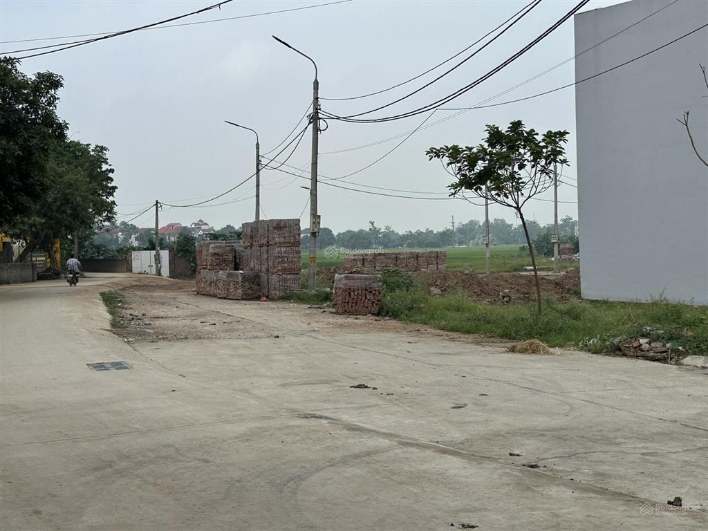 Đất đấu giá xã hữu văn chương mỹ hà nội dt 115m giá hơn 3 tỷ, đường thông ô tô tránh.