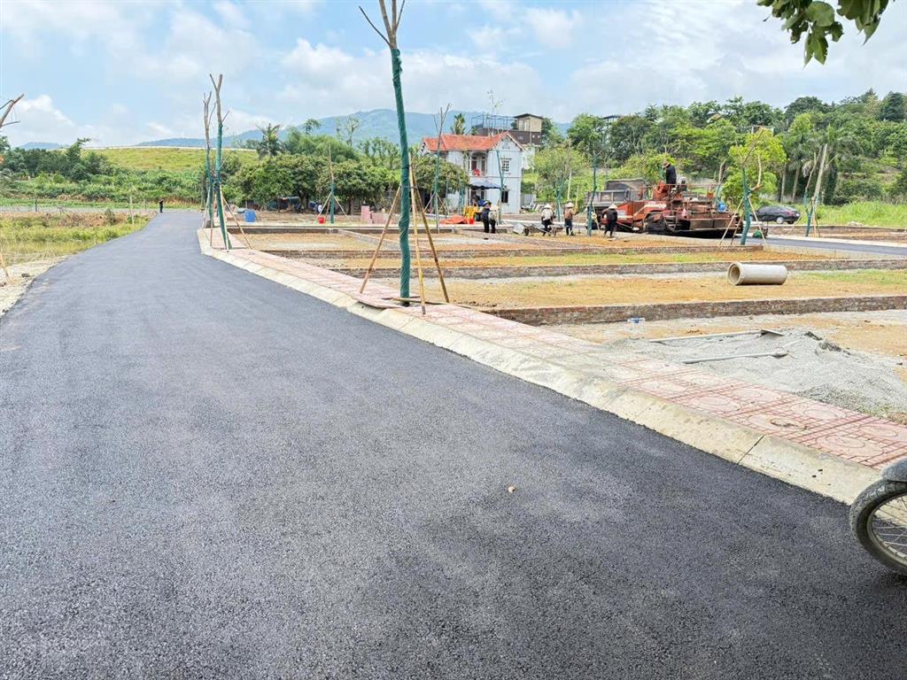Bán đất nam phương tiến chương mỹ (xuân mai mới) 85m giá 1.45 tỷ, đường tô tránh, full tiện ích