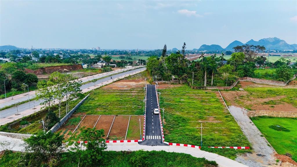 Đầu tư thông minh đón sóng kcn phú sơn lương sơn hoà bình với đường đôi 2 ô tô tránh