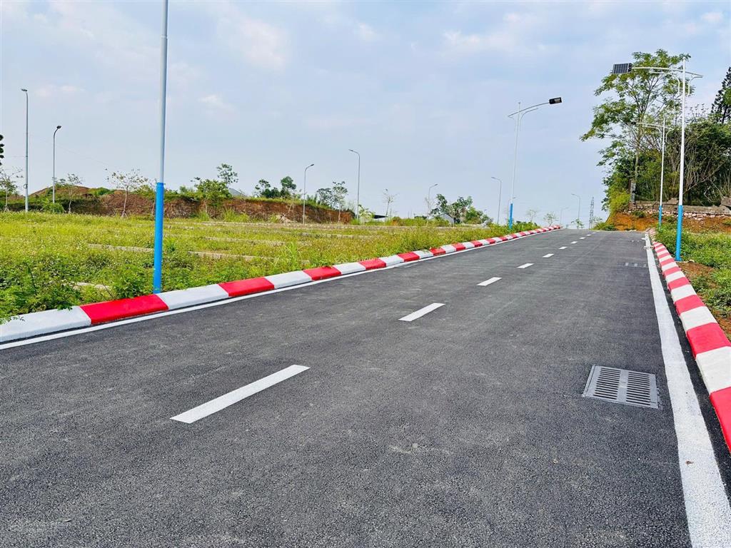 Đầu tư thông minh đón sóng kcn phú sơn lương sơn hoà bình với đường đôi 2 ô tô tránh