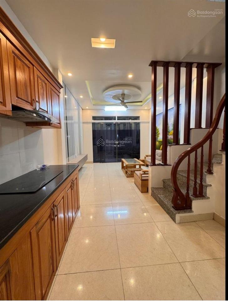 Nhà đường bờ mương đa sỹ, kiến hưng, hà đông. dt 32m, 5 tầng, hơn 6 tỷ. đúng 20m ra ô tô tránh