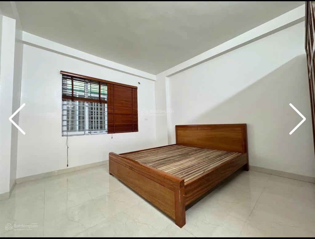 Nhà đường bờ mương đa sỹ, kiến hưng, hà đông. dt 32m, 5 tầng, hơn 6 tỷ. đúng 20m ra ô tô tránh