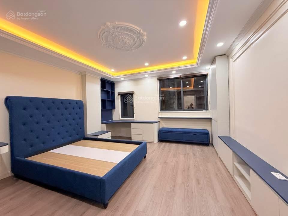 Bán gấp nhà phố cổ tô hiệu hà đông 42m, 5 tầng giá nhỉnh 9 tỷ, full nội thất xịn, gần phố
