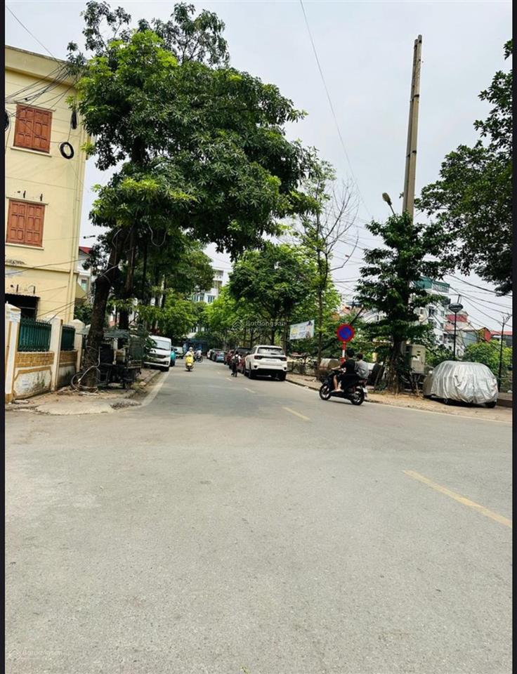 Chủ cần bán nhà 42m, 4 tầng, ô tô kinh doanh nhỉnh 9 tỷ tại phùng hưng hà đông