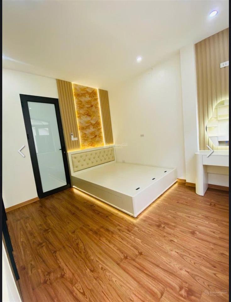 Phân lô, ô tô tránh đỗ, vào nhà, kinh doanh 35m, 5 tầng, 6 ngủ giá hơn 12 tỷ mỗ lao hà đông