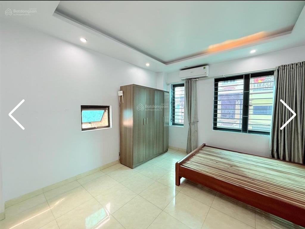 Quang lãm hà đông 30m, 4 tầng 6 tỷ, lô góc, ô tô tránh, kinh doanh, trung tâm quận hà đông