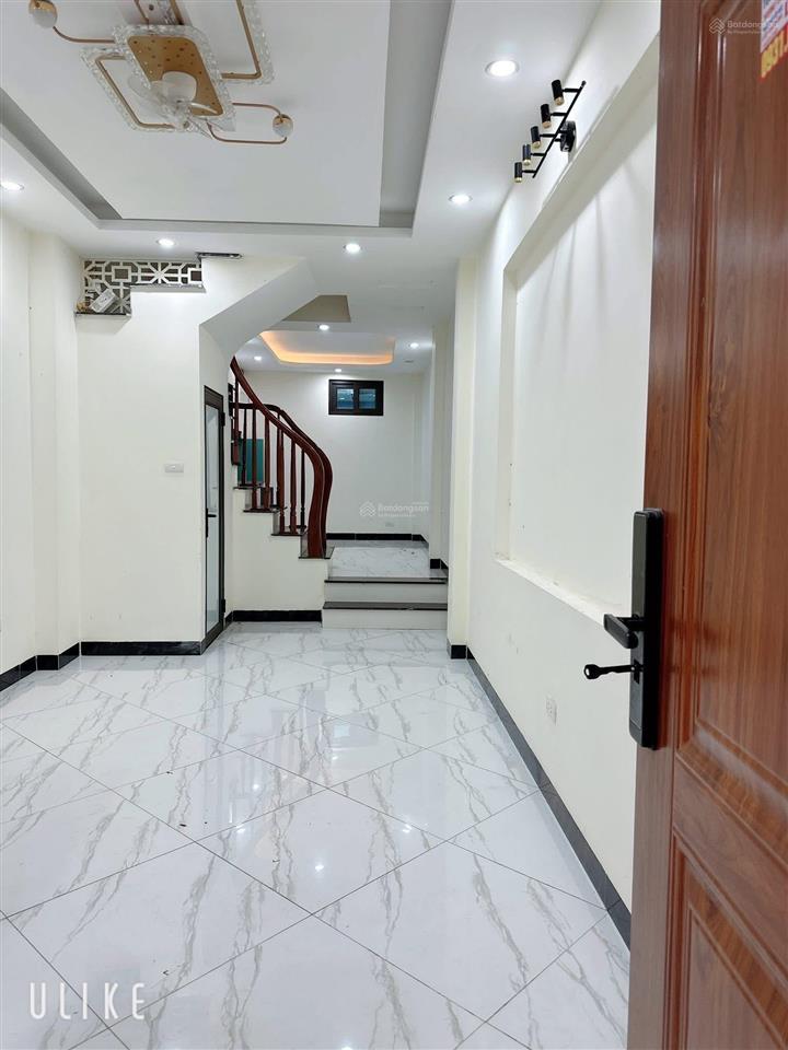 Biên giang hà đông 35m, 4 tầng 4.5 tỷ ô tô đỗ cửa 20m ra ô tô tránh, full đồ về ở ngay