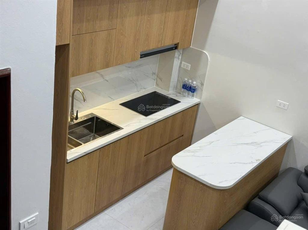Nhà mới, ô tô đỗ gần dt 33m, 5 tầng 8 tỷ tại cầu trắng hà đông  0868 685 *** em kỷ