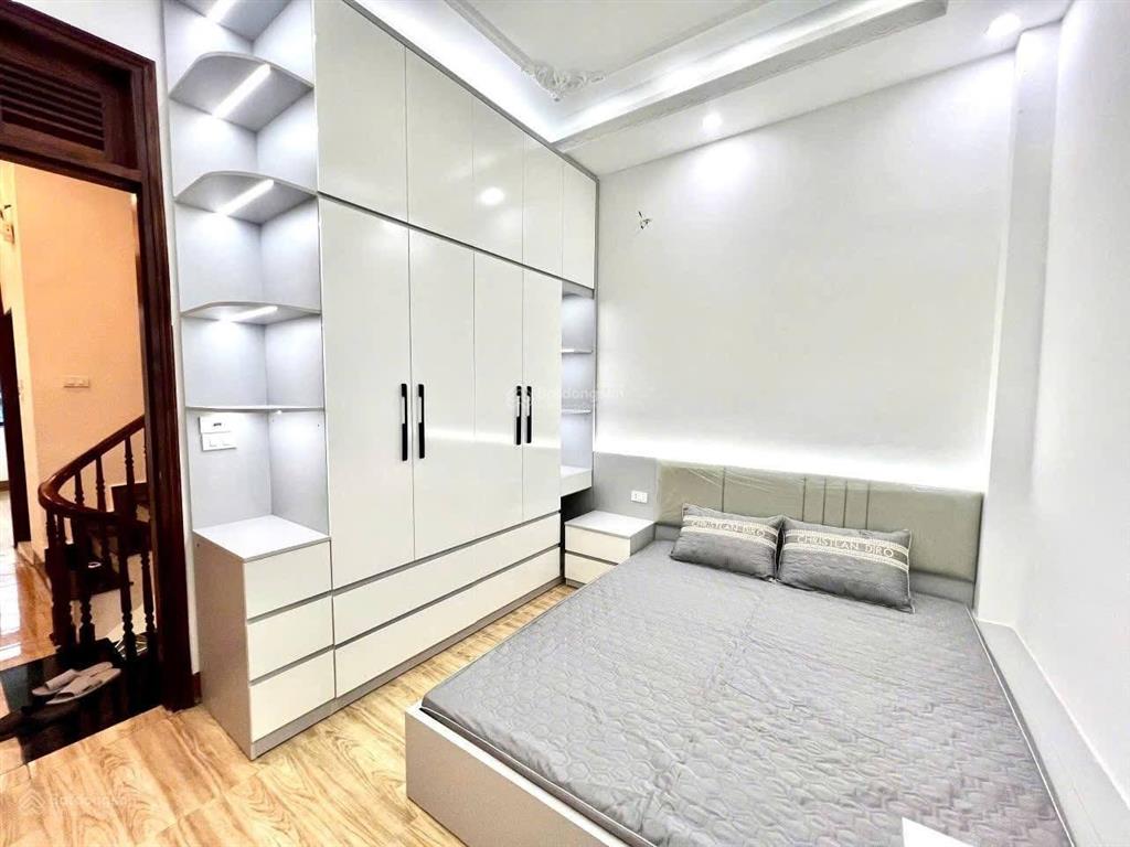 Yên nghĩa hà đông nhà đẹp 40m, 5 tầng 7 tỷ, ô tô đỗ cửa, nội thất xịn