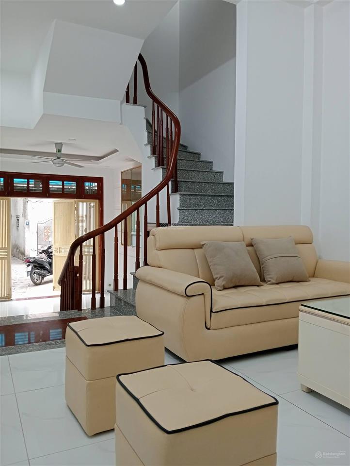 Nhà đẹp ngõ nông 35m, 5 tầng 6 tỷ tại la nội, dương nội, hà đông  0868 685 *** em thu kỷ xem nha