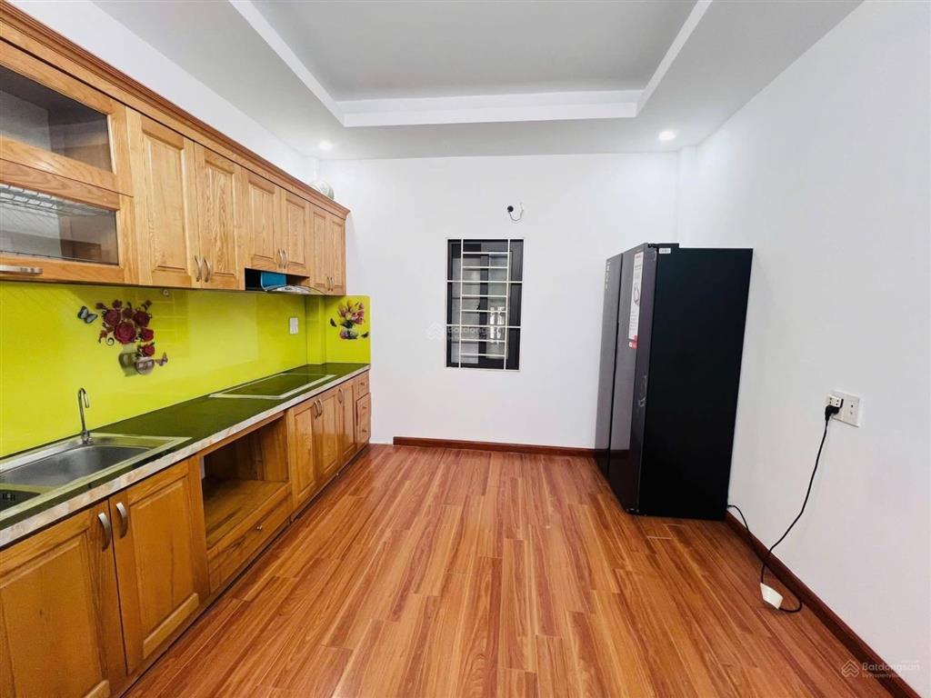 Nhà đẹp ngõ nông 35m, 5 tầng 6 tỷ tại la nội, dương nội, hà đông  0868 685 *** em thu kỷ xem nha