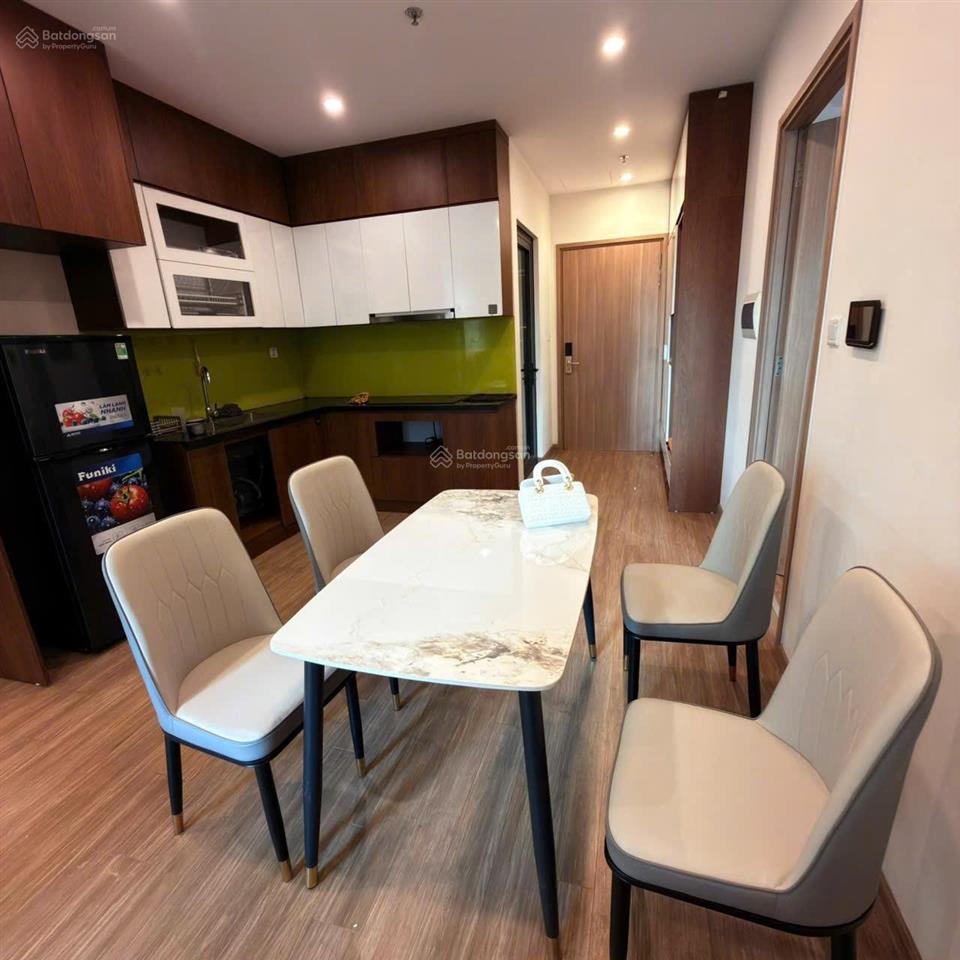 81m, 3 ngủ, sẵn sổ full nội thất giá 86tr/m tòa sa3 vinhomes smart city tây mỗ, nam từ liêm