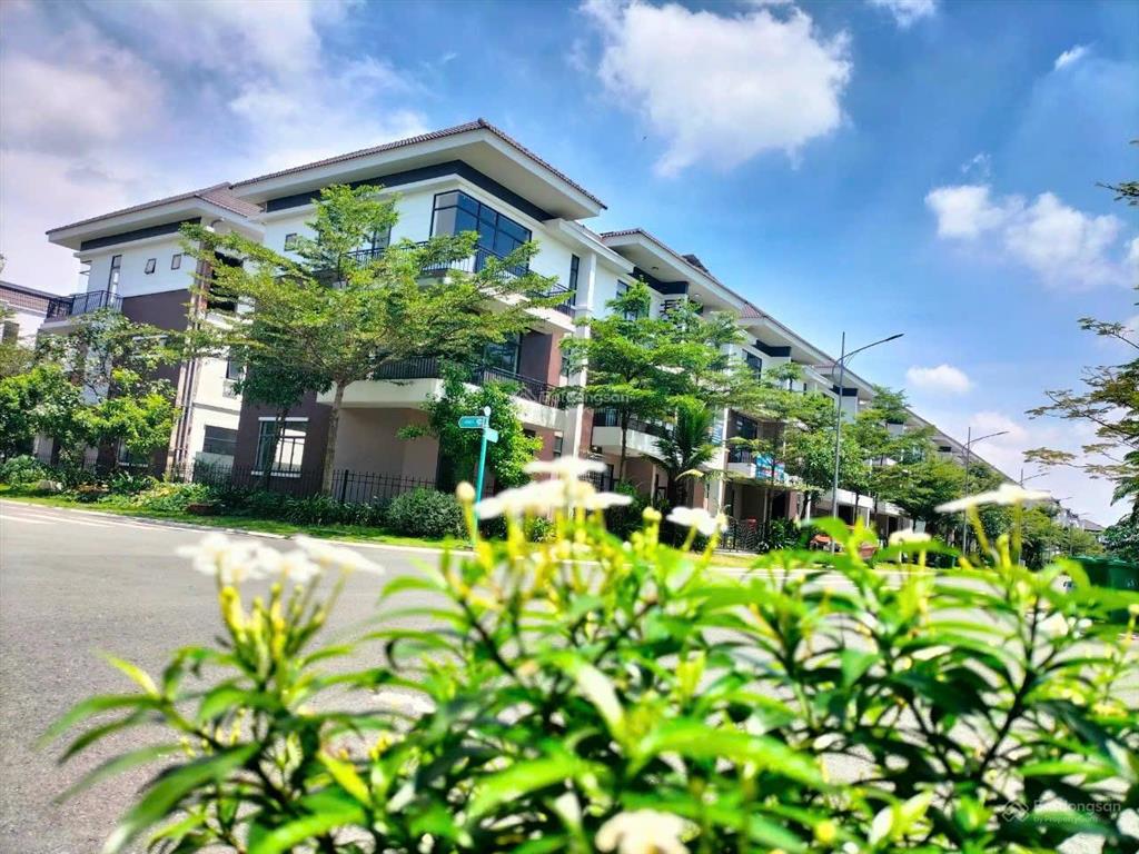 Bán nhanh biệt thự phúc an villas giá 2,7 tỷ, 90m2, view thoáng đẹp, đức hòa giáp hóc môn