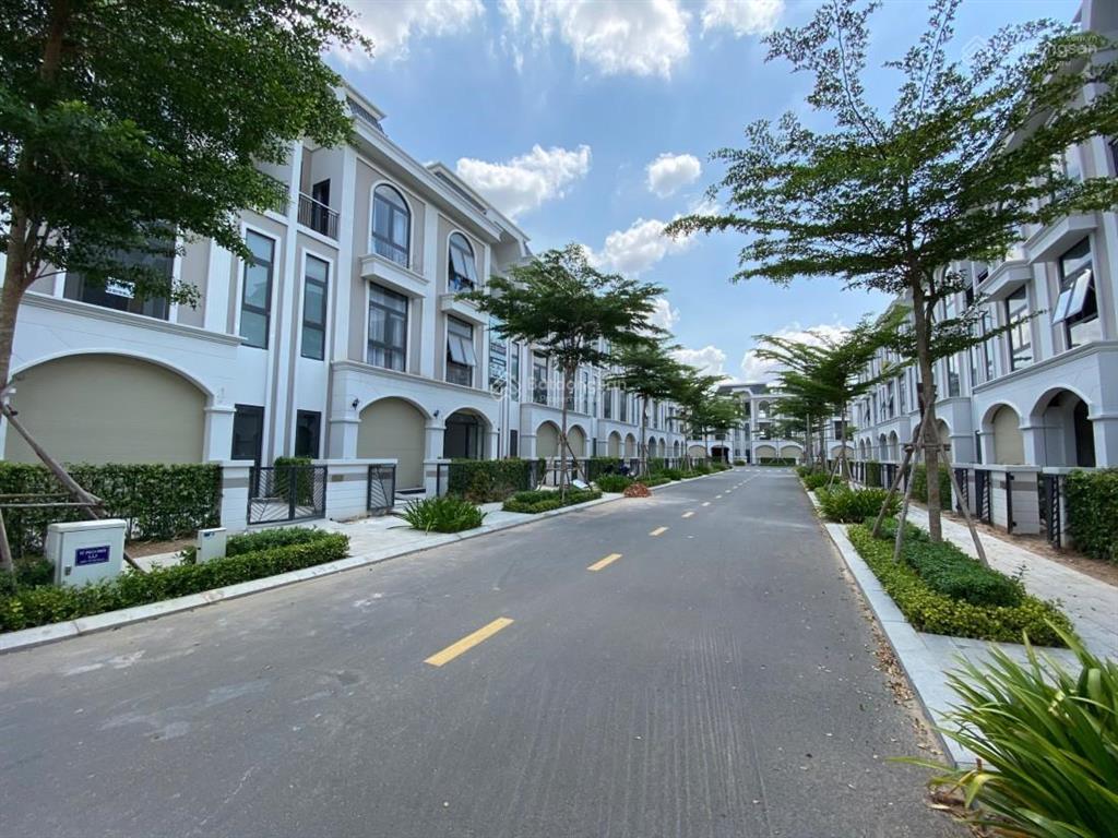 Bán nhà phố phúc an city, 2,8 tỷ, 100m2, cách vin hóc môn 2km